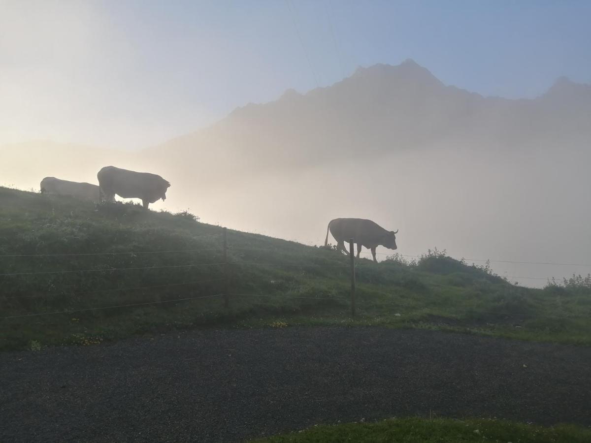 Studio 6 Places Bagneres-de-Bigorre Luaran gambar